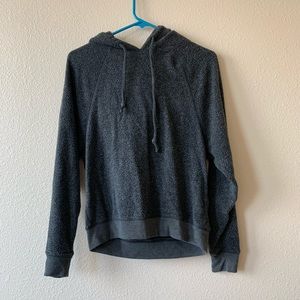 Women’s crop sweatshirt